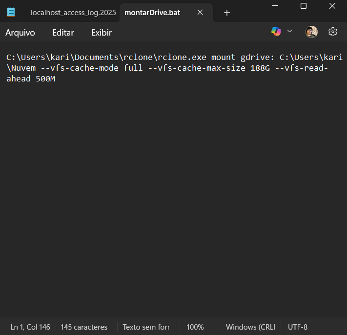 Exemplo do arquivo montarDrive.bat aberto no editor de código